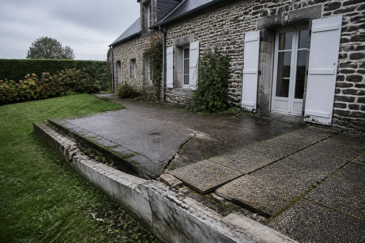 Démolition maçon : déposer une ancienne terrasse ou dalle